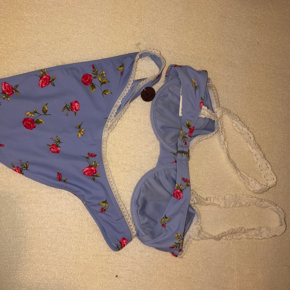 2 pc bikini - Picture 5 of 6